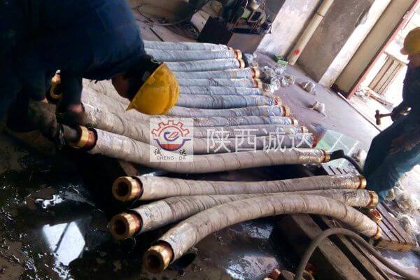 伊朗12500KVA高碳鉻鐵爐——筒瓦，水冷電纜、水冷補(bǔ)償水壓試驗(yàn)（四）